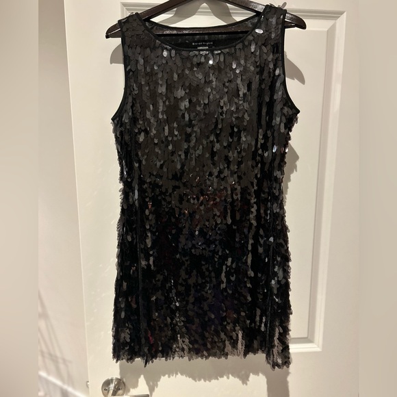 COPY - Bianca Nygard-blk hanging sequin short dress. Size 10. No zipper pull on - Picture 3 of 3